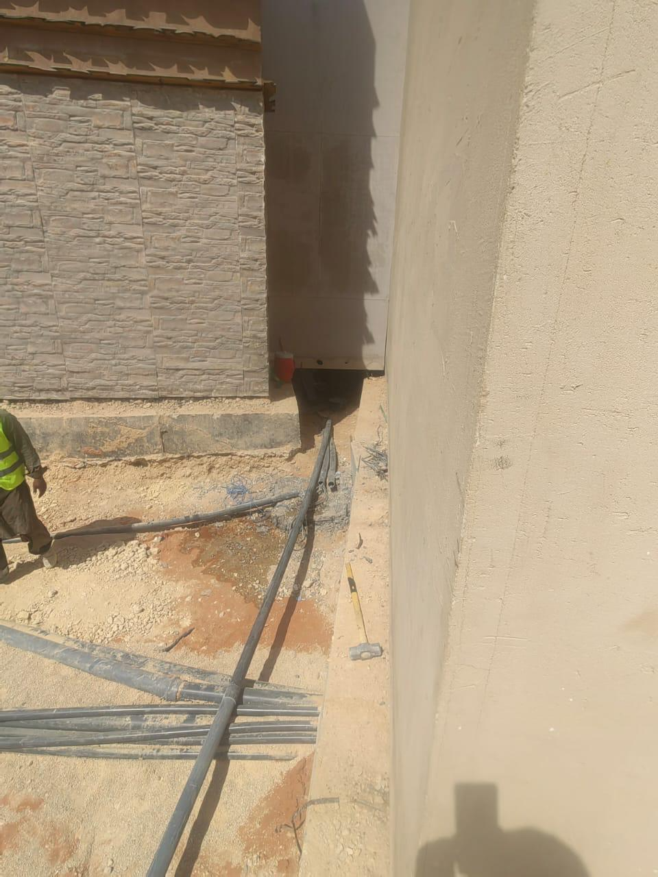 البوليفارد، أعمال خارجية