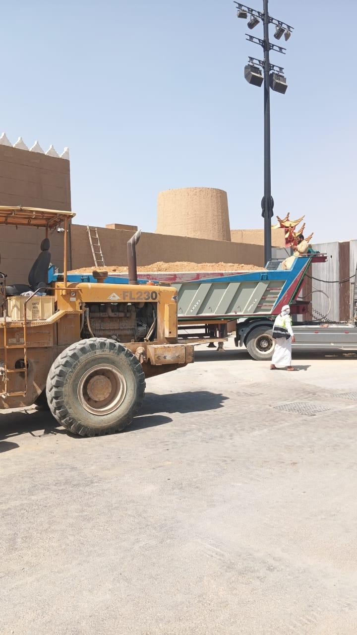 البوليفارد، أعمال خارجية