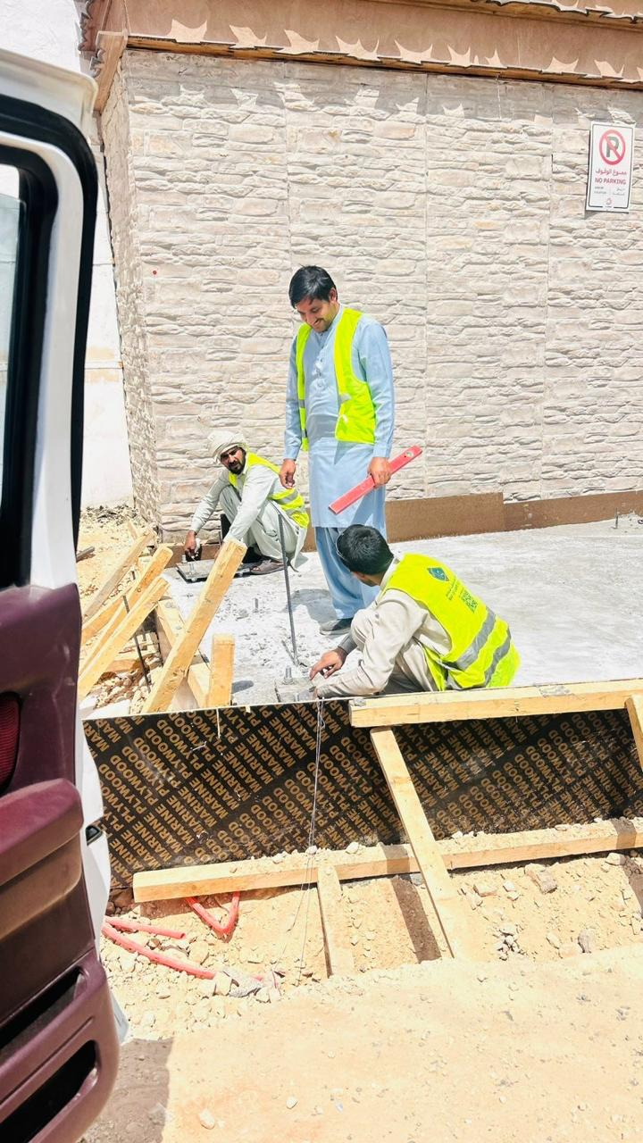 البوليفارد، أعمال خارجية