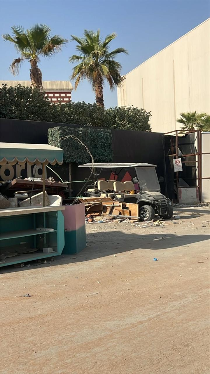 البوليفارد، أعمال خارجية