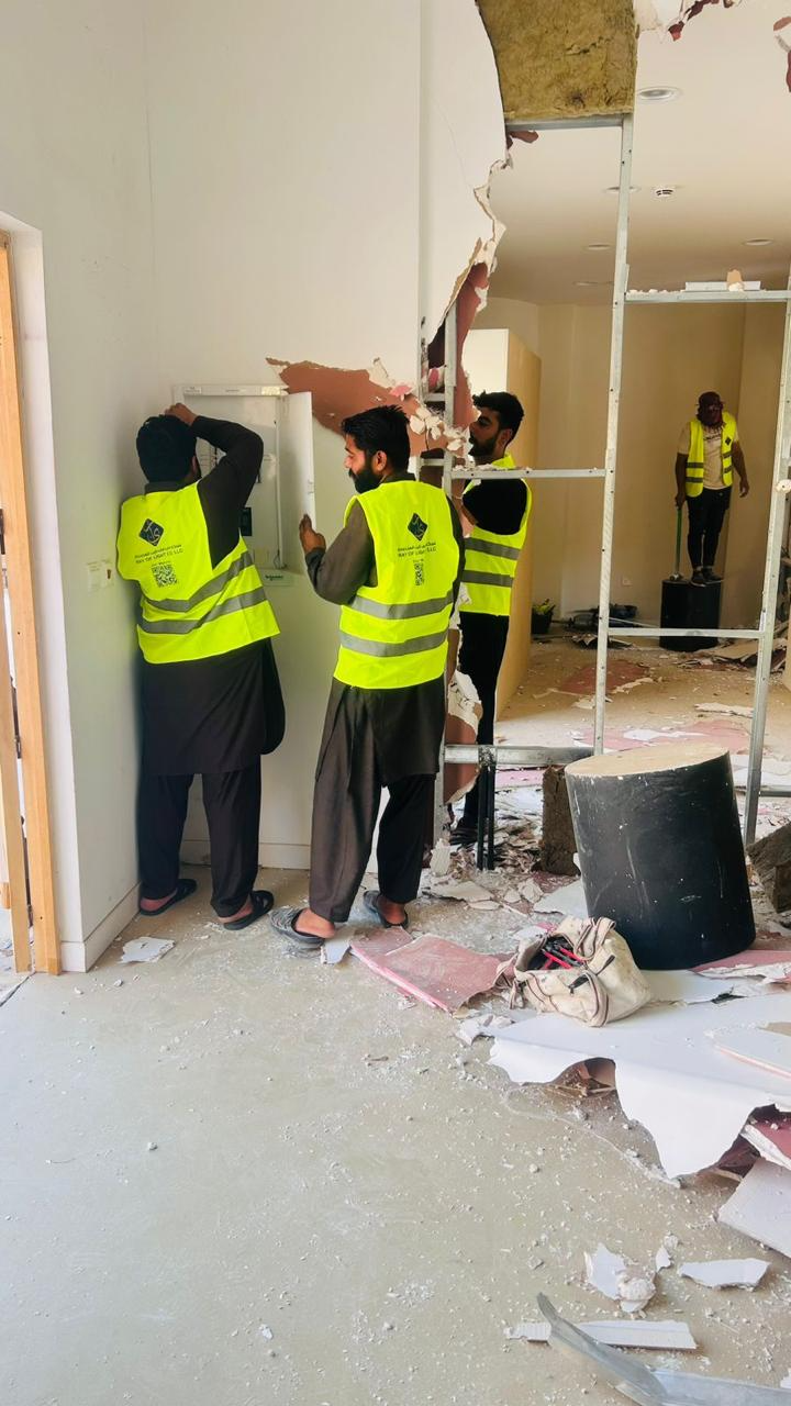 البوليفارد، أعمال داخلية