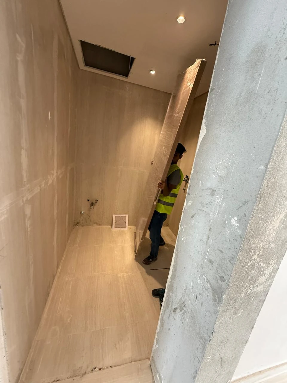 مشروع أبواب WPC ، عمارة ام الخير