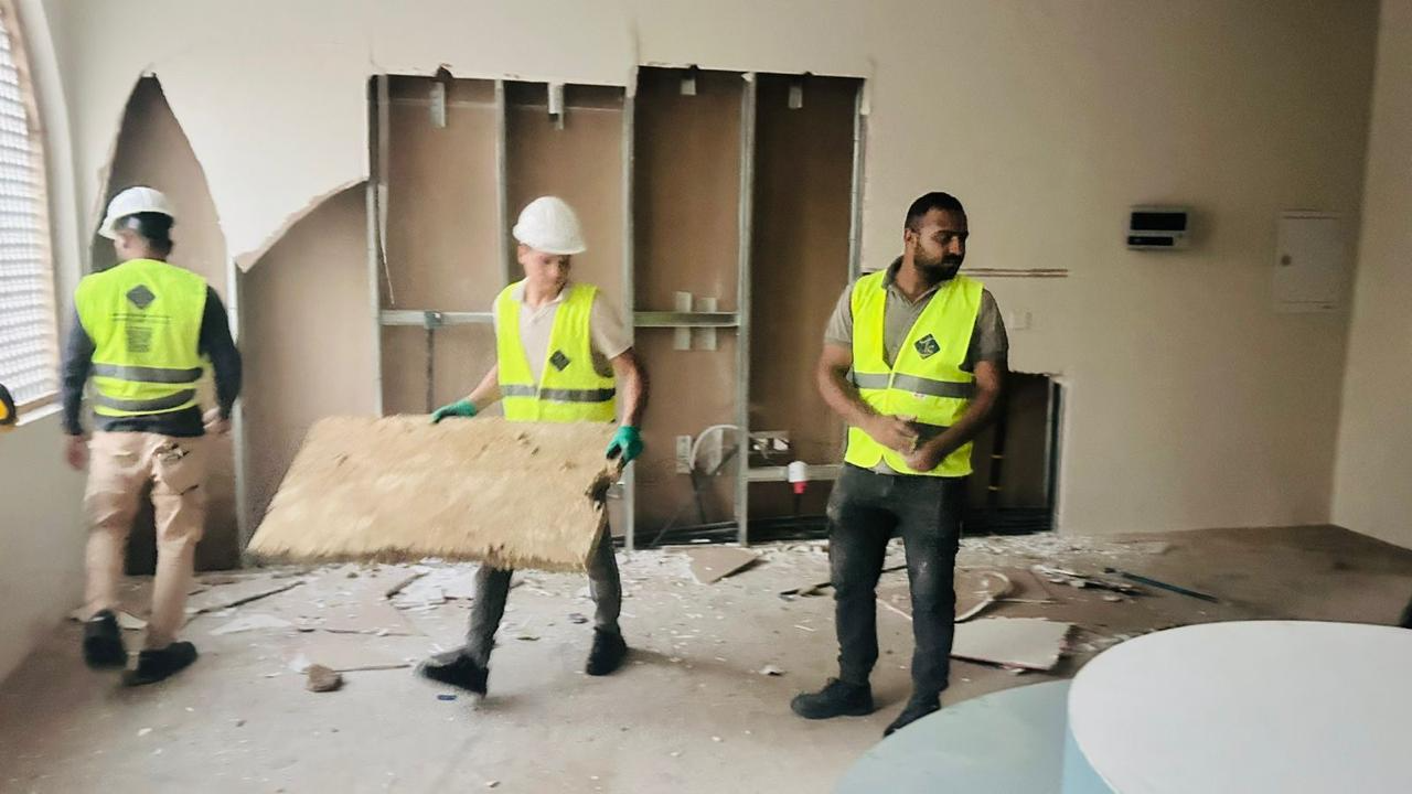 البوليفارد، أعمال داخلية