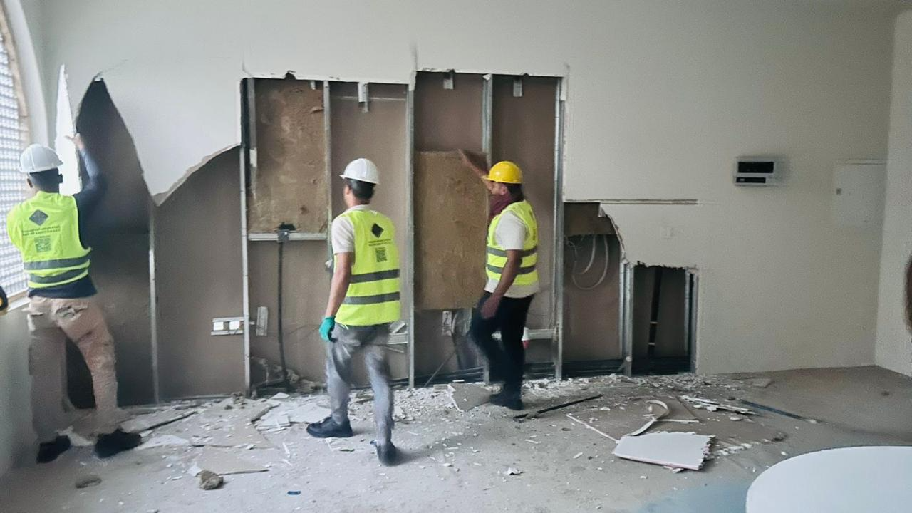البوليفارد، أعمال داخلية