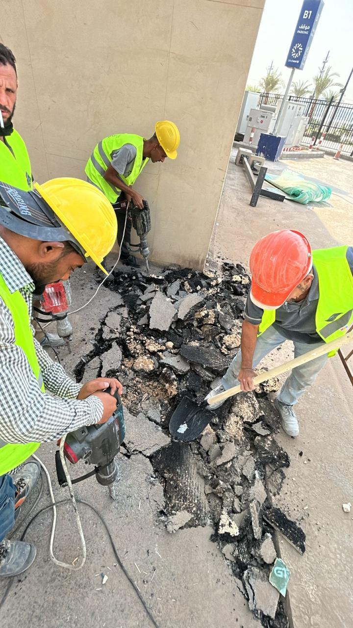 البوليفارد، أعمال خارجية