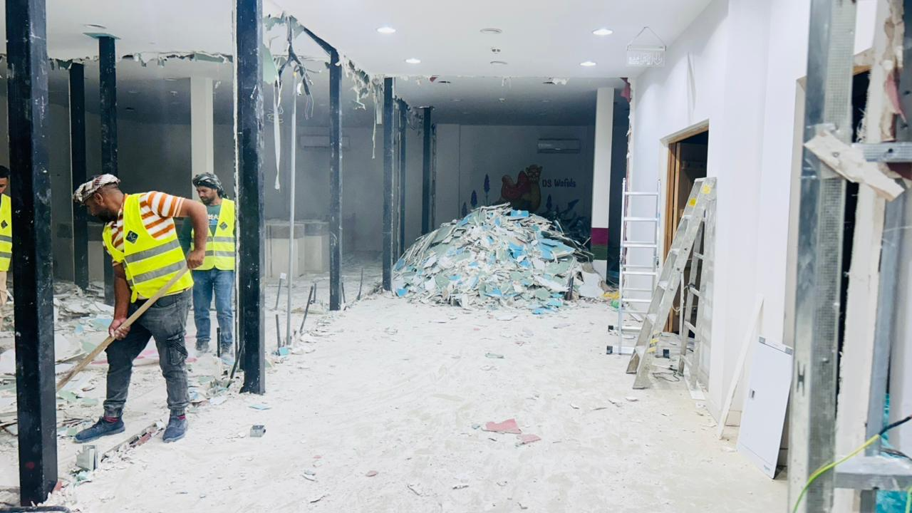 البوليفارد، أعمال داخلية