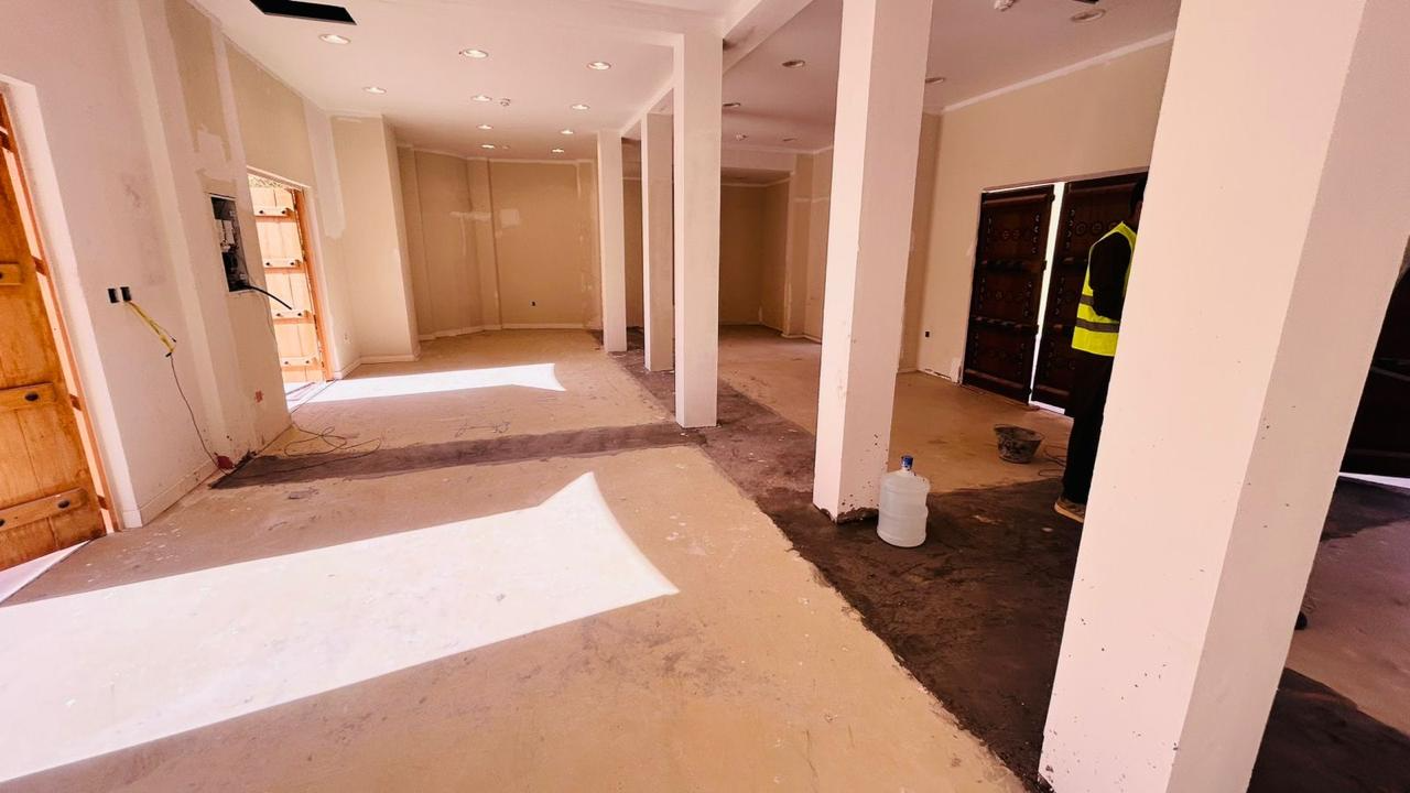 البوليفارد، أعمال داخلية