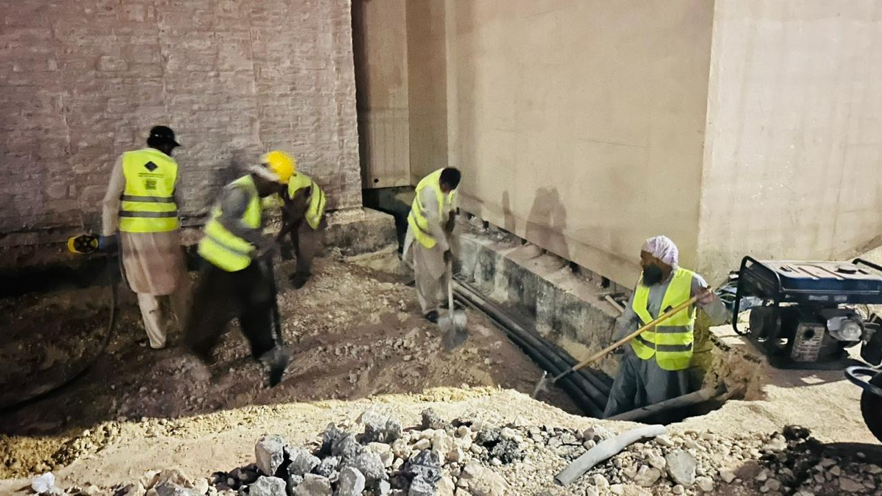 البوليفارد، أعمال خارجية